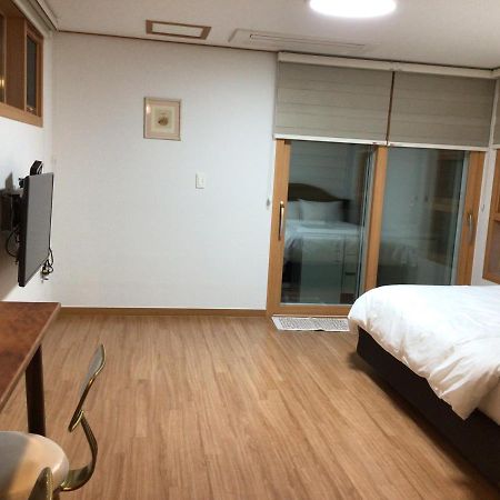 Sungsan Woori House Pension Seogwipo Exterior photo
