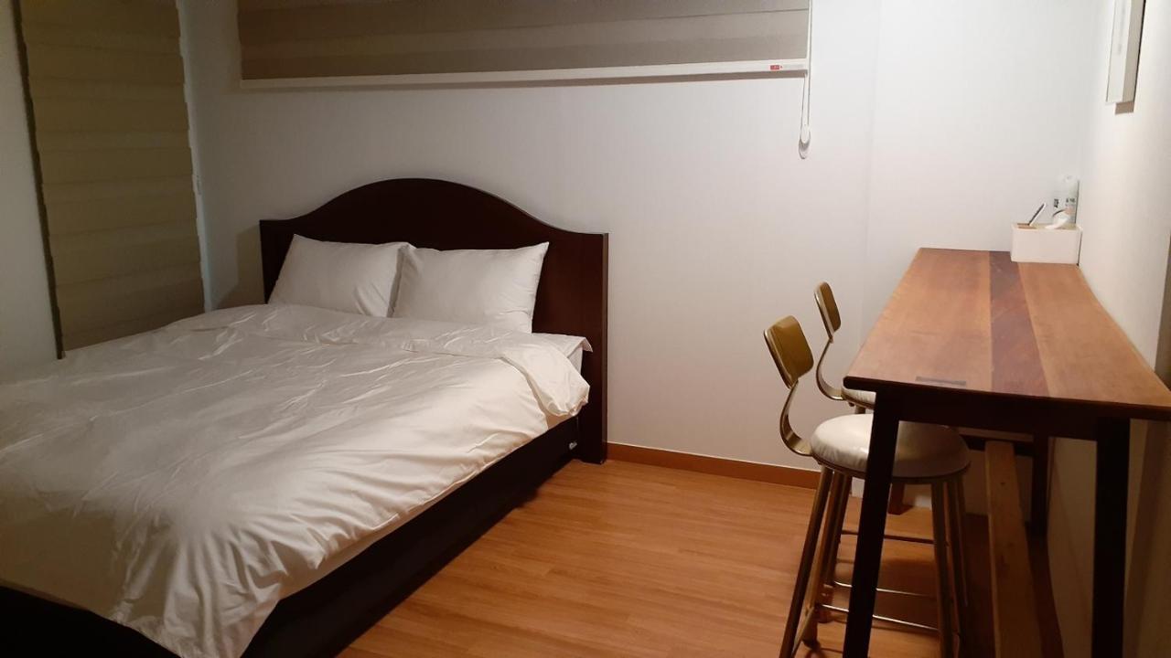 Sungsan Woori House Pension Seogwipo Exterior photo